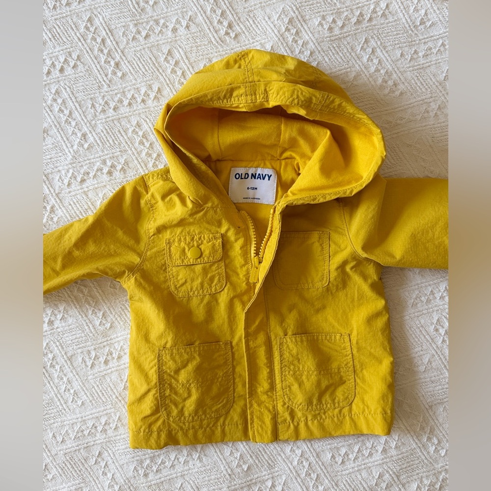 Old Navy Baby Raincoat 6-12m